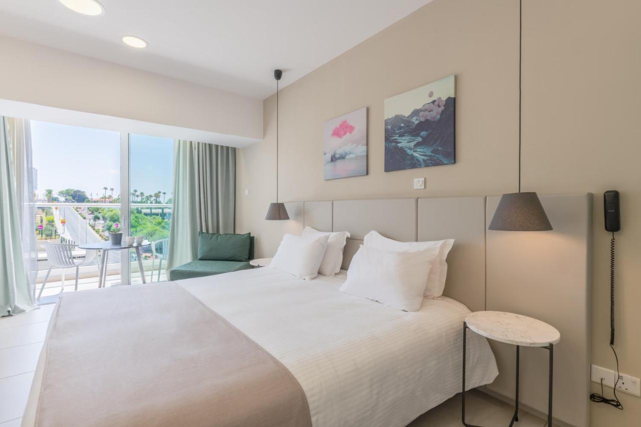 Napa Mermaid Hotel & Suites Ayia Napa Esterno foto